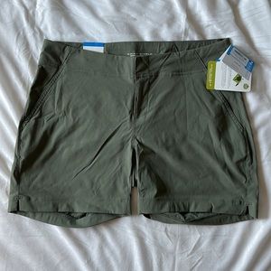Columbia shorts! Brand new